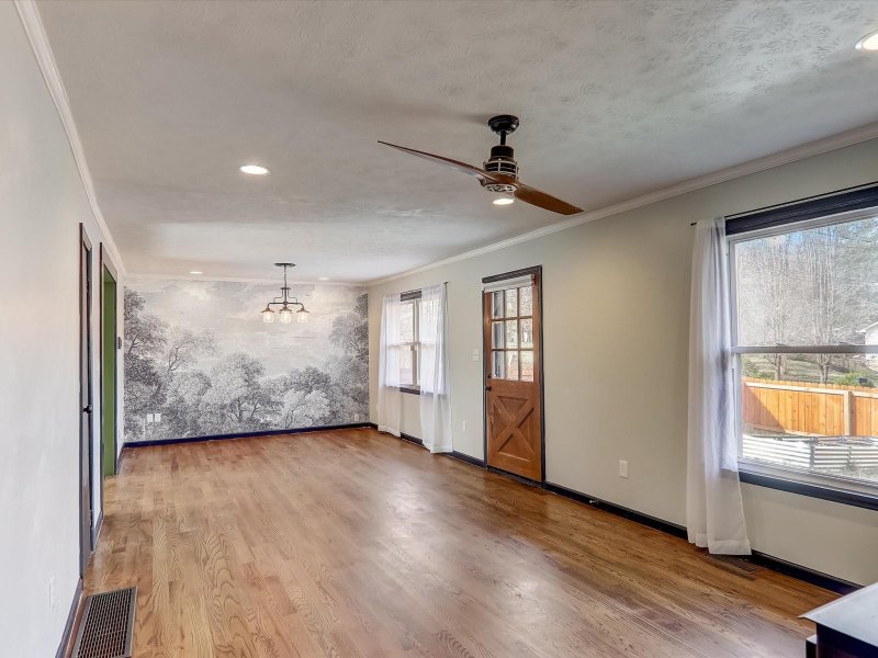 Property image 4 at 21 Stevens Hill Road, Asheville, NC 28805