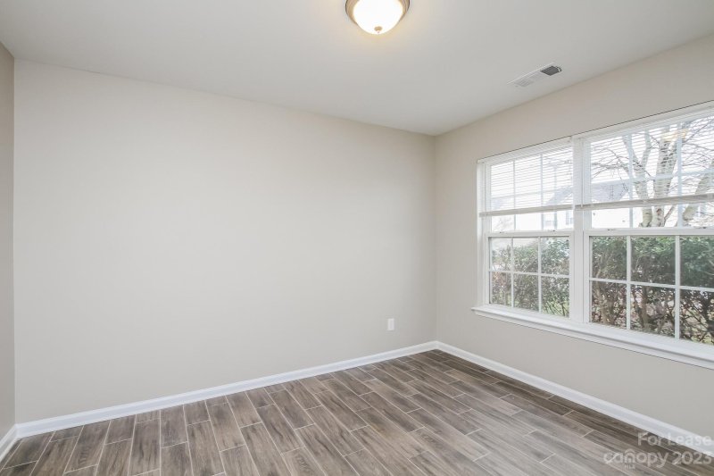 Property image 5 at 807 Swearngan Ridge Court, Charlotte, NC 28216