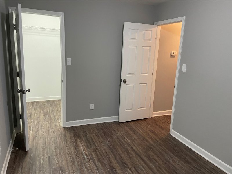 Property image 2 at 205 Graham Meadow Drive, Charlotte, NC 28213