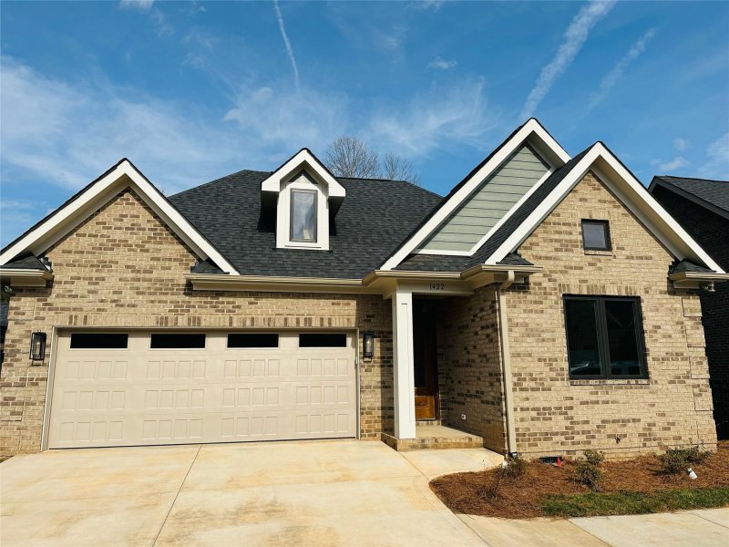 Property image 2 at 1422 Spring Ridge Lane, Denver, NC 28037