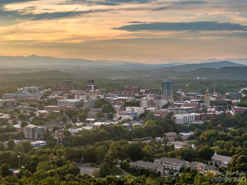 Property image 3 at 44 Samuel Ashe Drive, Asheville, NC 28805