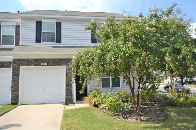 Property image 2 at 13904 Singleleaf Lane, Charlotte, NC 28278