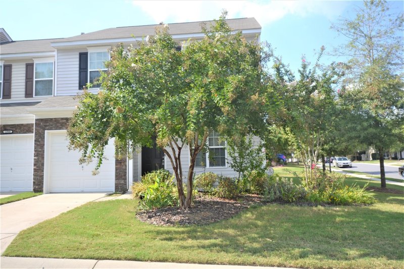 Property image 3 at 13904 Singleleaf Lane, Charlotte, NC 28278