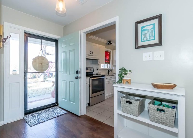 Property image 5 at 704 Conestoga Drive, Charlotte, NC 28270