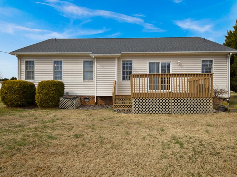 Property image 3 at 5056 Mill Pond Drive, Conover, NC 28613