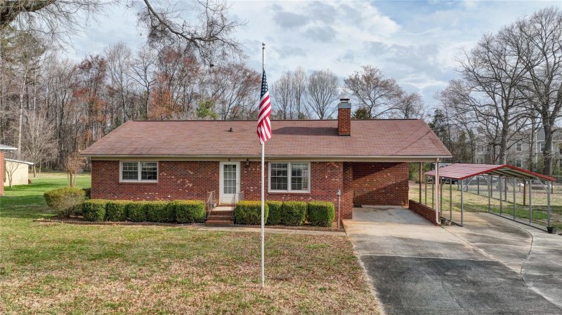 Property image 2 at 42 Fleetwood Drive, Concord, NC 28027