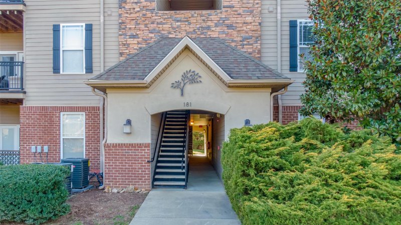 181 Brickton Village Circle