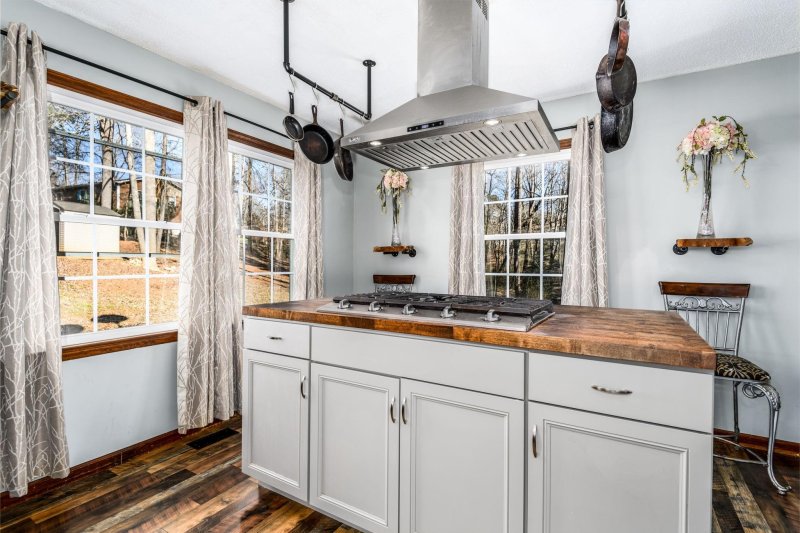 Property image 2 at 112 Timber Ridge Drive, Lenoir, NC 28645