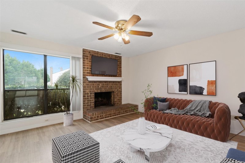 Property image 3 at 11013 Carmel Crossing Road, Charlotte, NC 28226