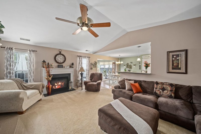 Property image 4 at 16210 Hayfield Road, Charlotte, NC 28213