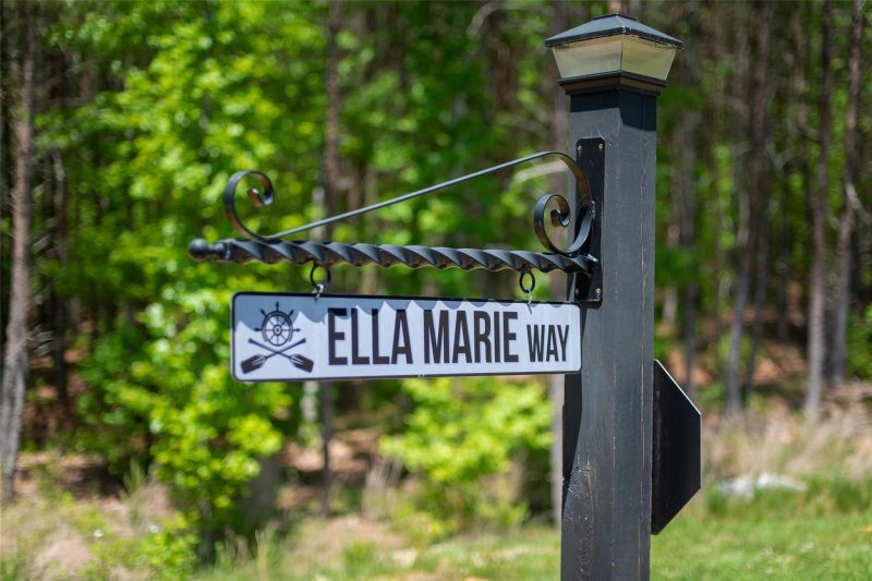 Property image 5 at 3329 Ella Marie Way, Nebo, NC 28761