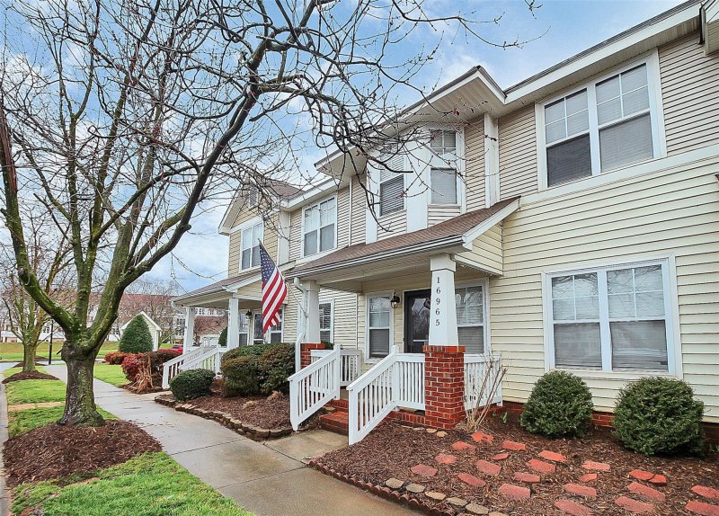 Property image 4 at 16965 Bridgeton Lane, Huntersville, NC 28078