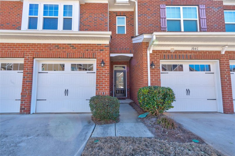 Property image 4 at 104 Burlingame Court, Mooresville, NC 28117