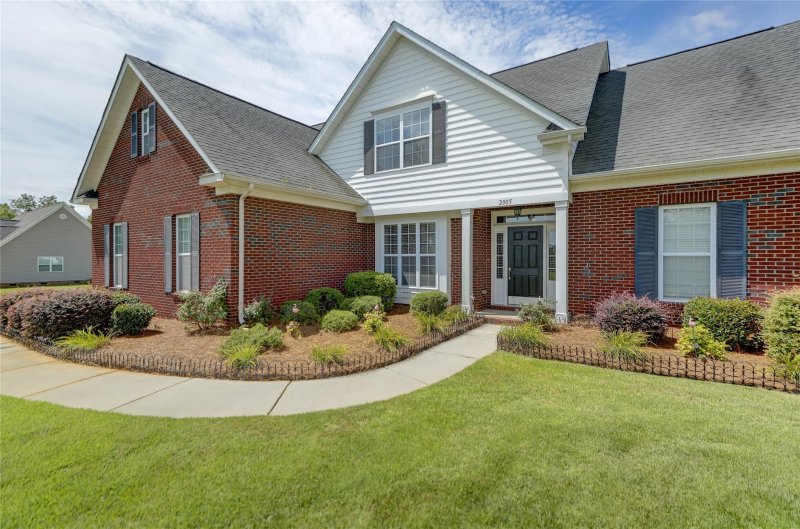 Property image 3 at 2005 Charles Avenue, Lancaster, SC 29720