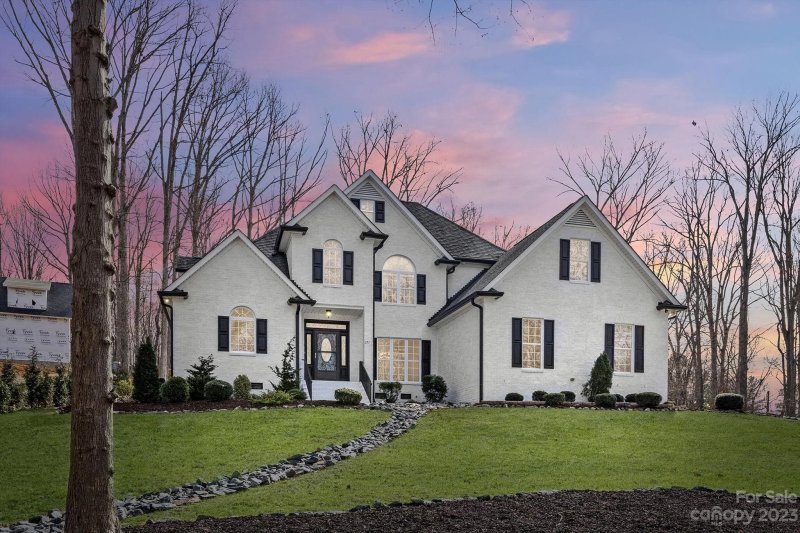 Property image 2 at 171 Greenbay Road, Mooresville, NC 28117