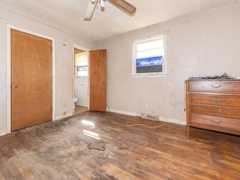 Property image 4 at 403 Witten Lane, Gastonia, NC 28052