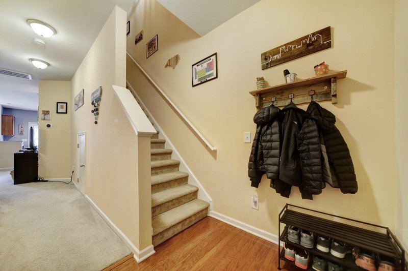 Property image 5 at 4626 Craigmoss Lane, Charlotte, NC 28278