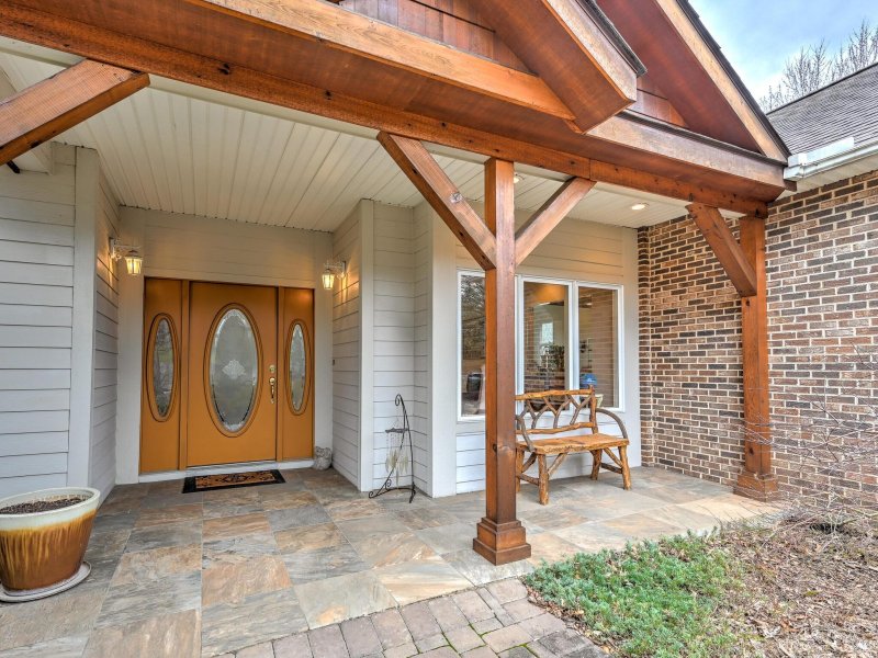 Property image 2 at 7 Ridgemont Drive, Weaverville, NC 28787