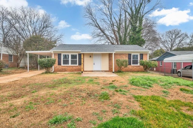 Property image 2 at 3714 Fagan Way, Charlotte, NC 28216