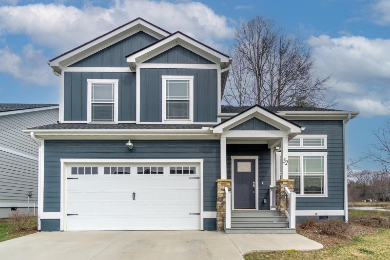Property image 2 at 52 Leyland Circle, Hendersonville, NC 28792