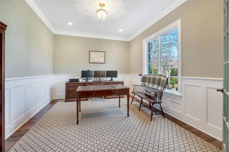 Property image 3 at 2226 Vernon Drive, Charlotte, NC 28211