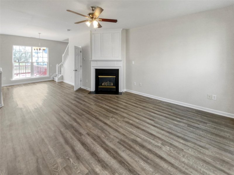 Property image 3 at 10806 Altliff Court, Charlotte, NC 28213