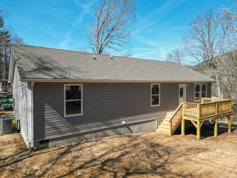 Property image 3 at 69 Craven Hill Circle, Black Mountain, NC 28711