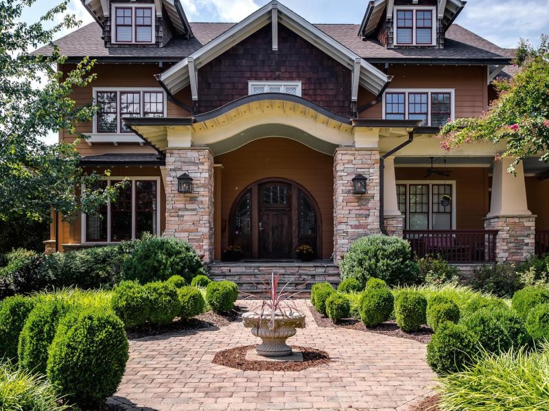 Property image 2 at 2418 Overhill Road, Charlotte, NC 28211