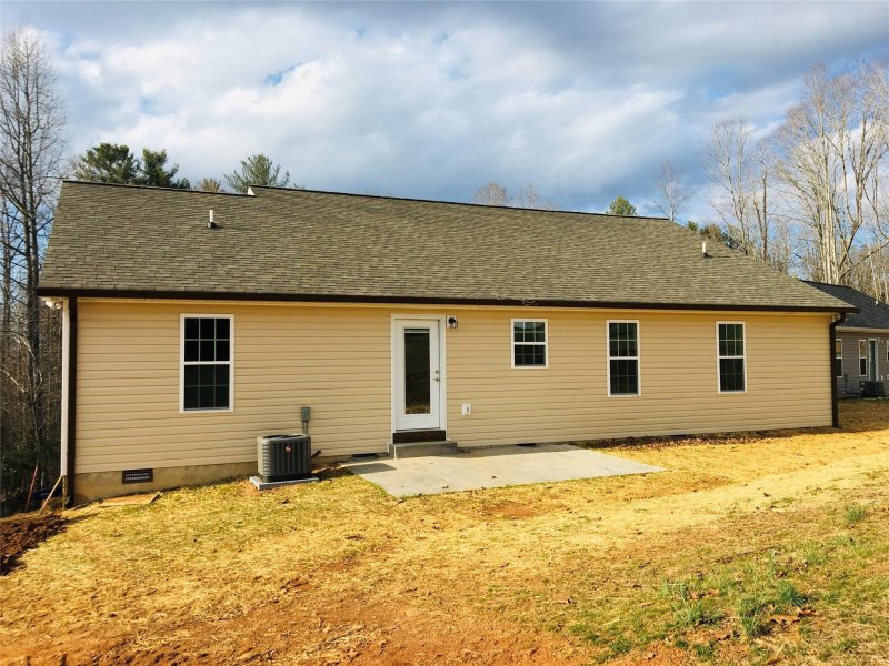 Property image 2 at 1208 Spring Time Court, Lenoir, NC 28645