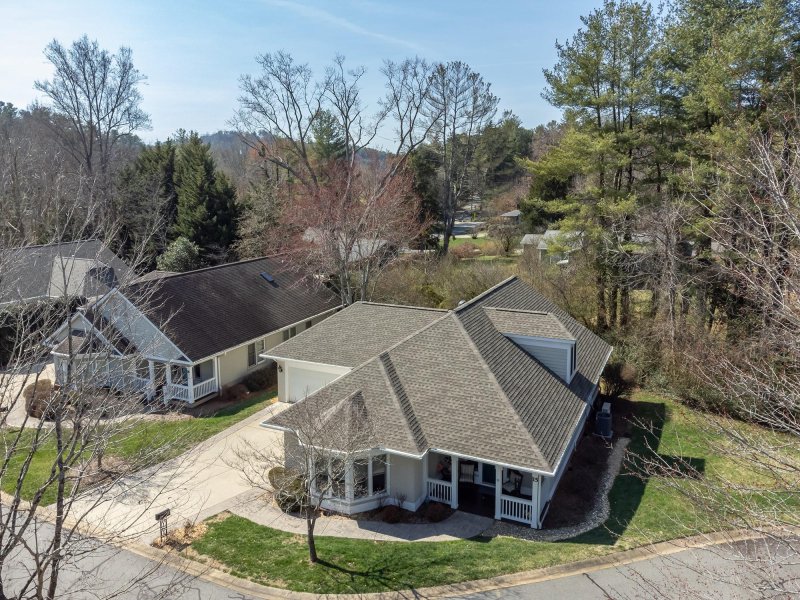 Property image 5 at 15 Creekside Way, Asheville, NC 28804