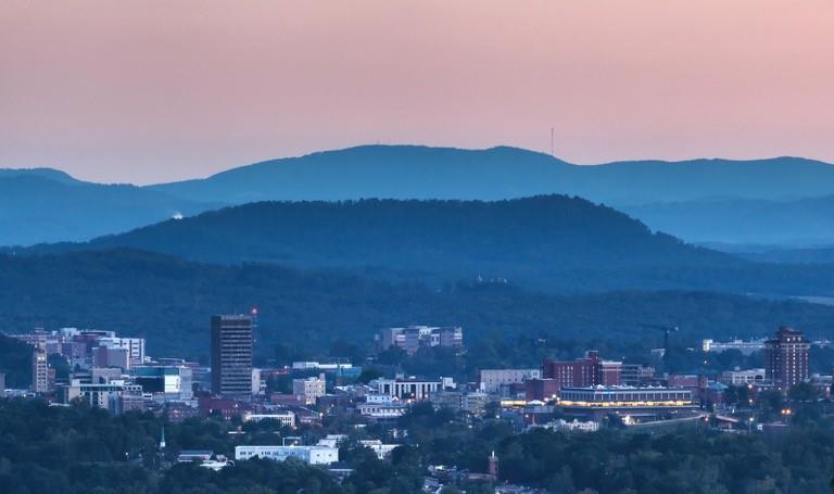 Property image 3 at 145 Ventana Drive, Asheville, NC 28804