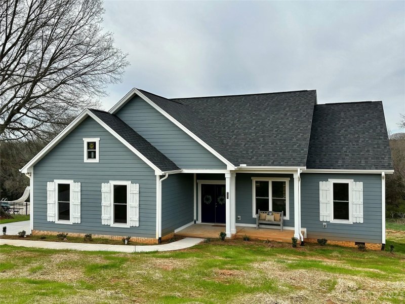 Property image 3 at 2380 Carriage Lane, Lincolnton, NC 28092