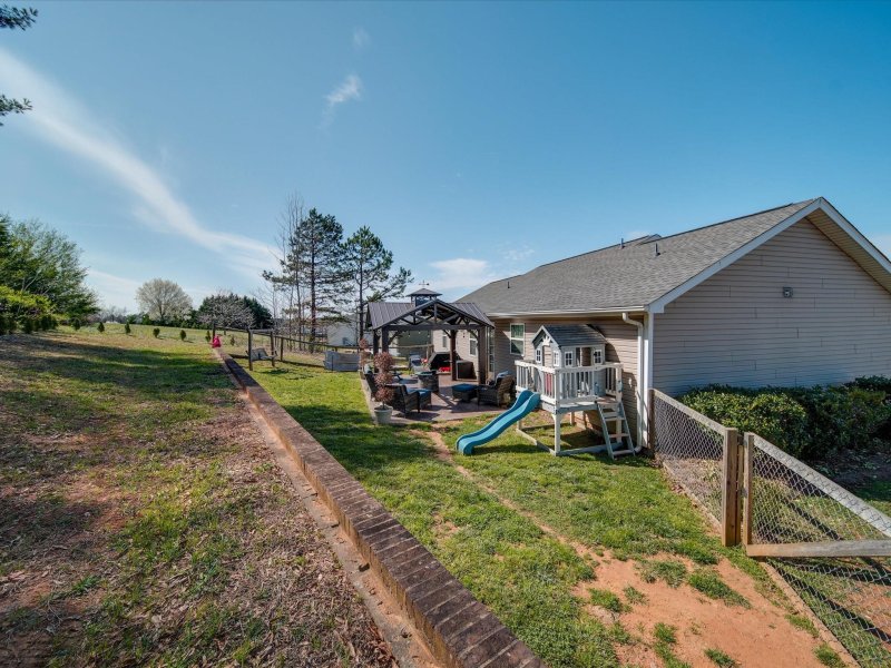 Property image 4 at 649 Faith Street, Oakboro, NC 28129