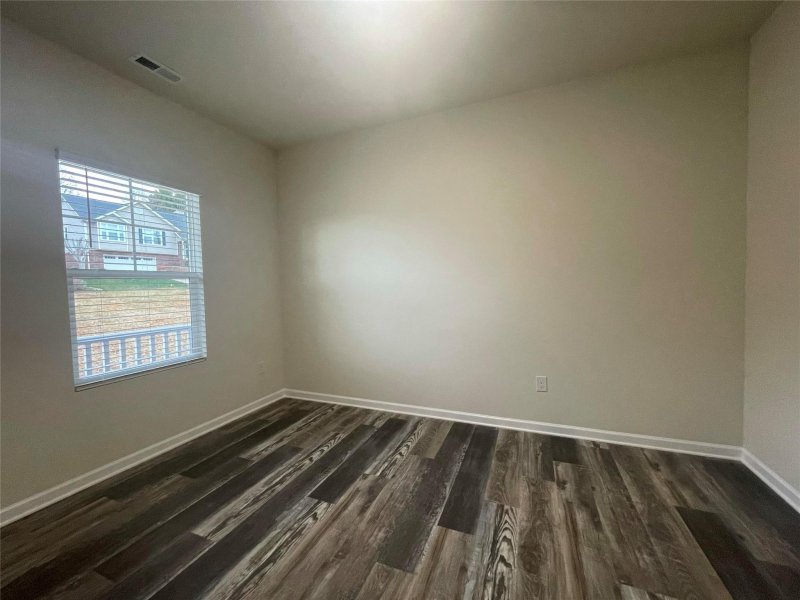 Property image 2 at 574 30th Avenue Circle, Hickory, NC 28601