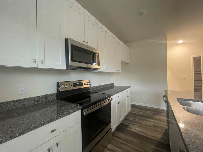 Property image 4 at 574 30th Avenue Circle, Hickory, NC 28601