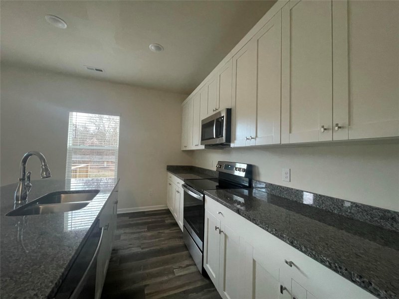 Property image 5 at 574 30th Avenue Circle, Hickory, NC 28601