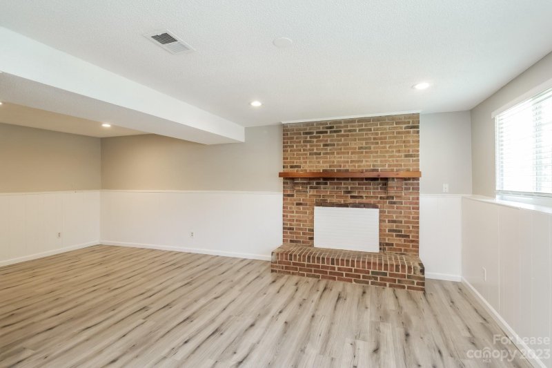 Property image 4 at 4800 Cheviot Road, Charlotte, NC 28269