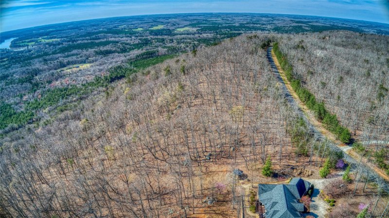 Property image 2 of 1116 Sierra Trace Road in The Springs At High Rock, Denton, NC 27239