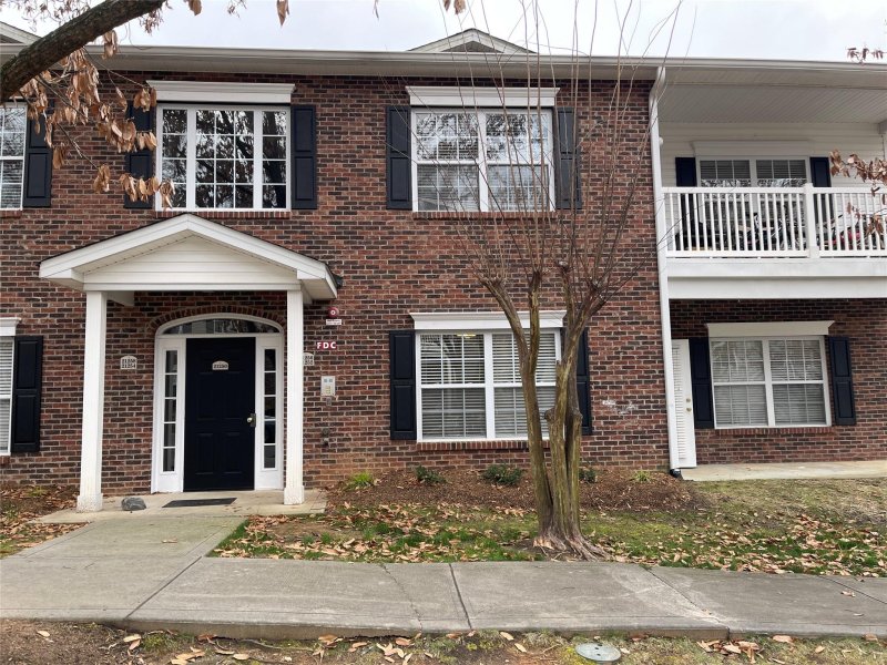 Property image 2 at 21252 Hickory Street, Cornelius, NC 28031