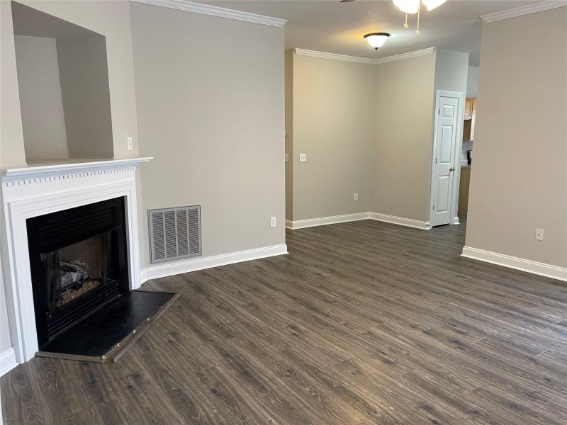 Property image 5 at 21252 Hickory Street, Cornelius, NC 28031