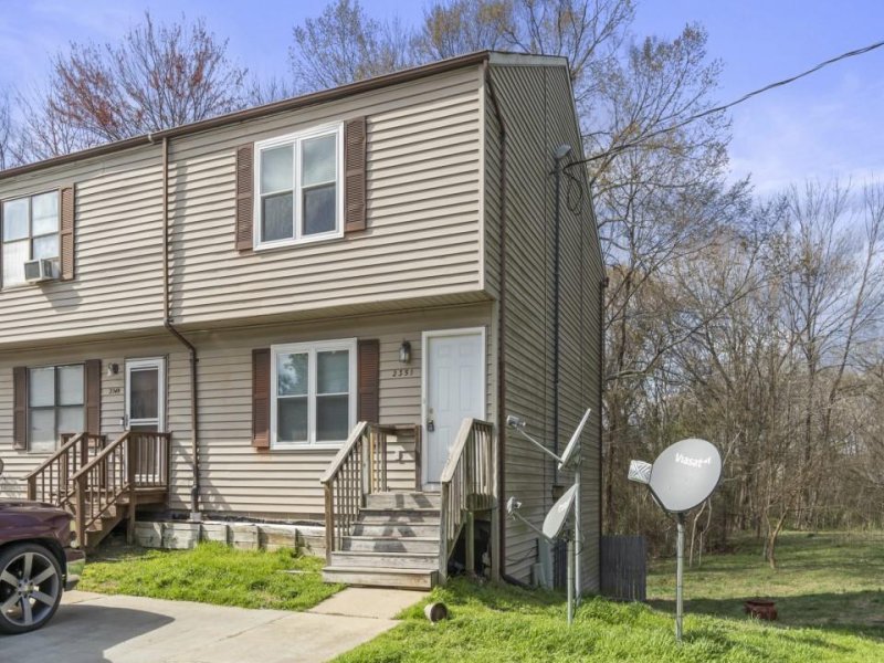 2351 Northbrook Drive