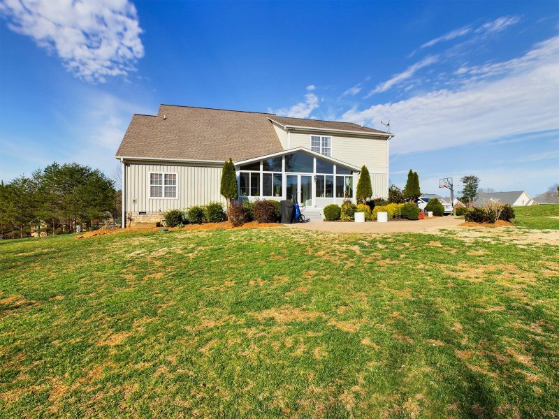 Property image 4 at 37 Par Drive, Granite Falls, NC 28630