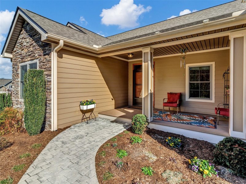 Property image 4 at 63 Welding Way, Hendersonville, NC 28792