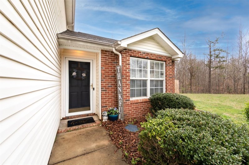 Property image 4 at 2253 Pleasant Dale Drive, Charlotte, NC 28214