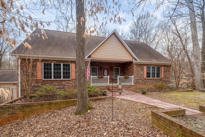 Property image 2 at 2933 Beaman Avenue, Charlotte, NC 28273