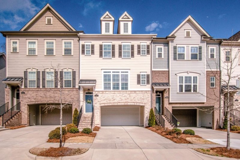 Property image 2 at 15129 Rocky Bluff Loop, Davidson, NC 28036