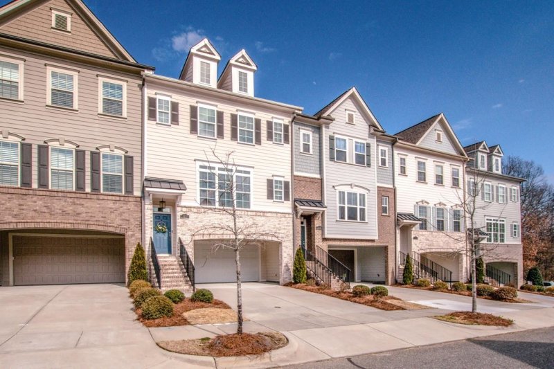 Property image 5 at 15129 Rocky Bluff Loop, Davidson, NC 28036