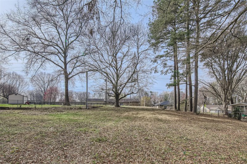 Property image 4 at 2403 Trinity Avenue, Gastonia, NC 28052