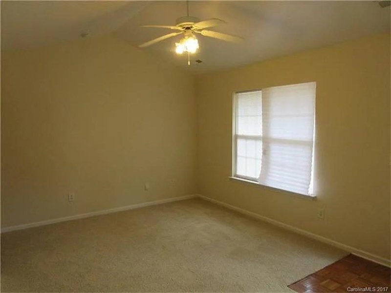 Property image 2 at 613 Gusty Court, Charlotte, NC 28208