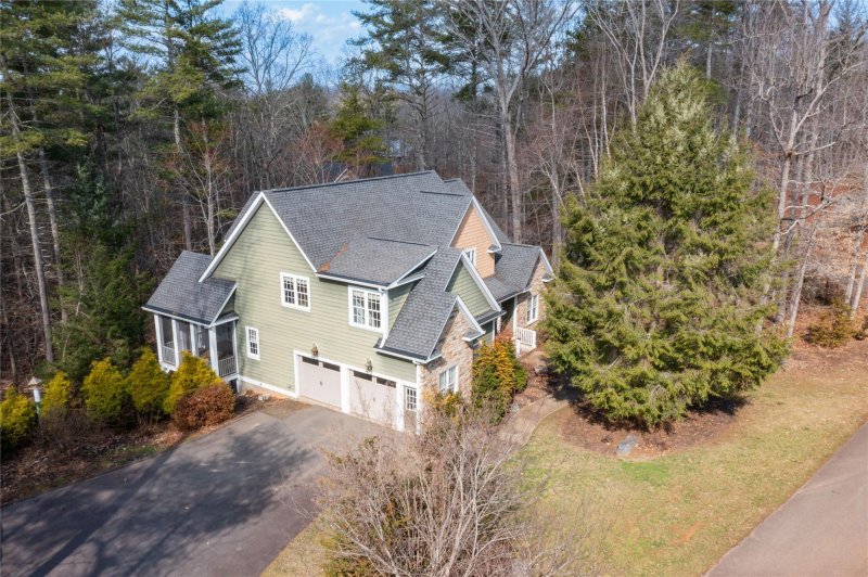 Property image 2 at 660 Settlers Trail, Mars Hill, NC 28754